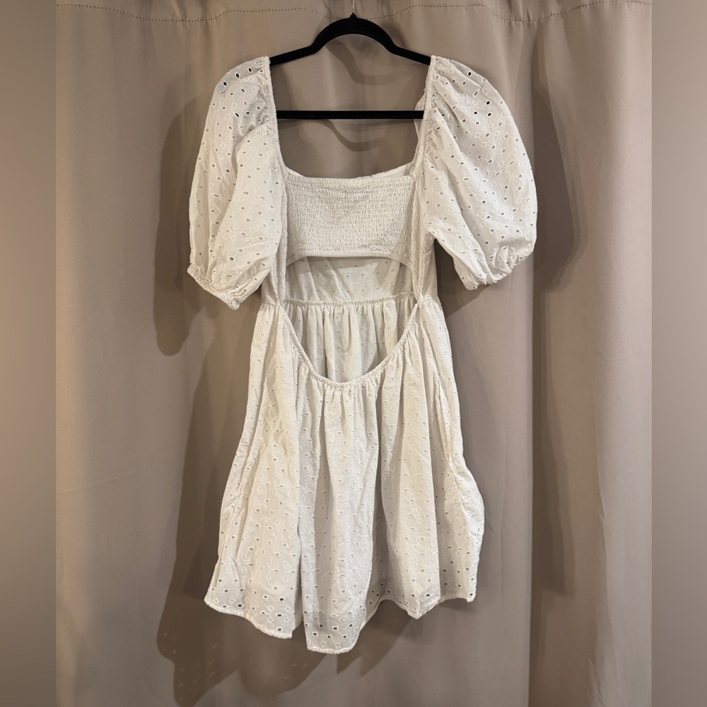 A New Day White Dress with pockets - Picture 3 of 9